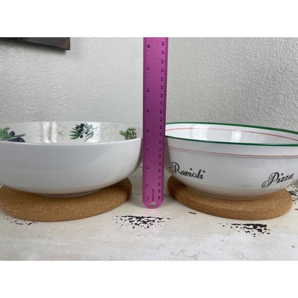 Lot of 2 Large Italian Serving Bowls - Picture 9 of 9